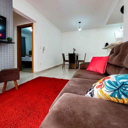 Bem No Centro, Cozinha Completa, Varanda E Garagem Poços de Caldas Extérieur photo