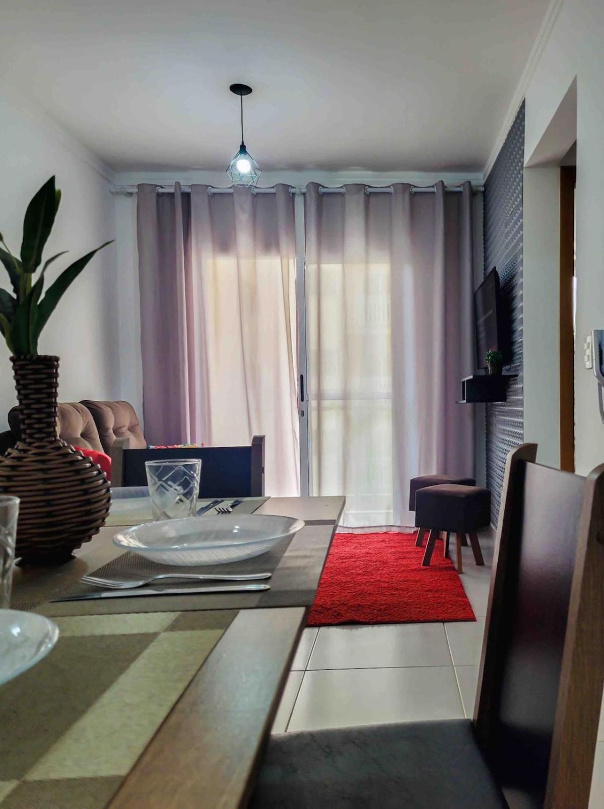 Bem No Centro, Cozinha Completa, Varanda E Garagem Poços de Caldas Extérieur photo