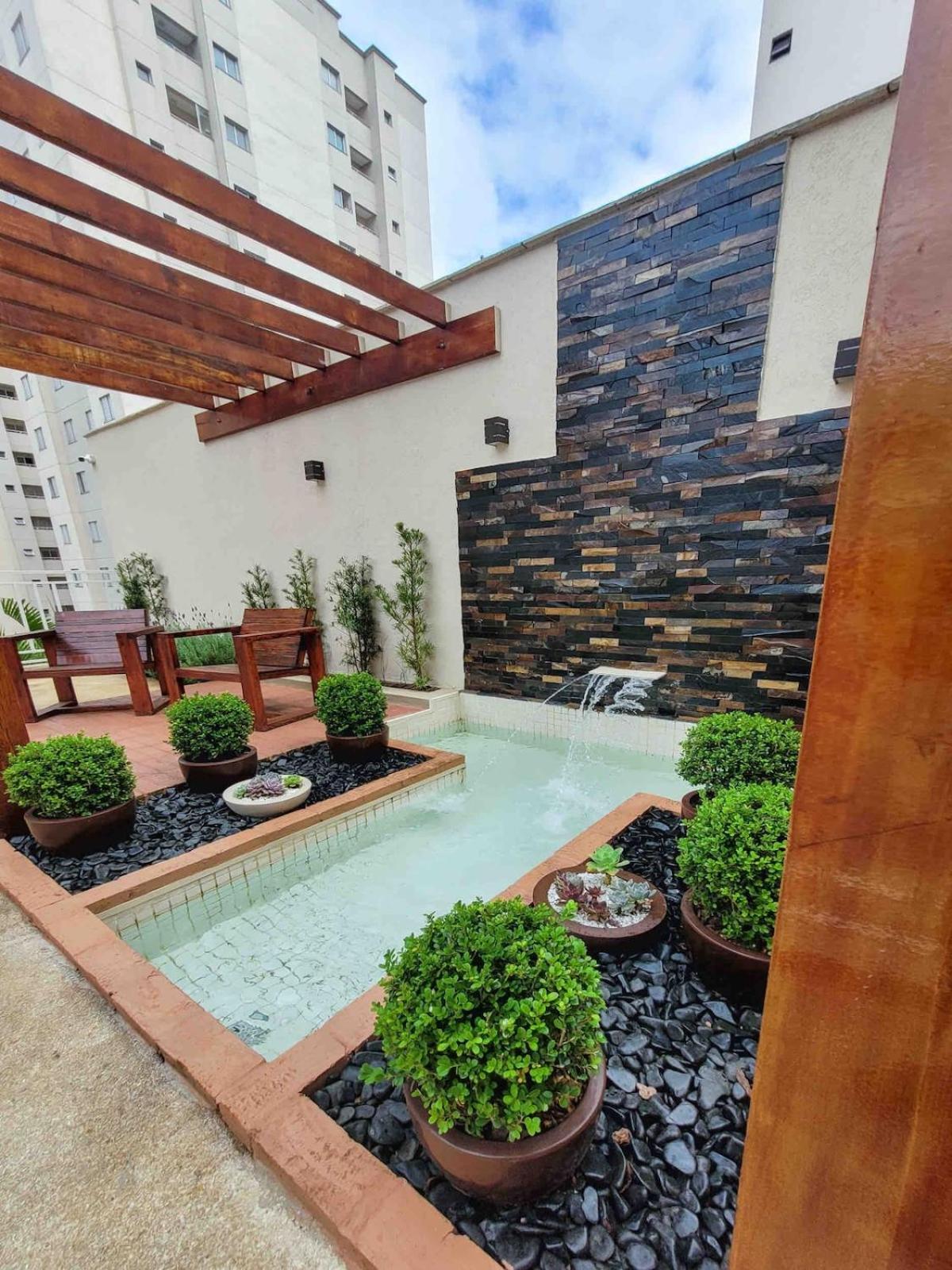 Bem No Centro, Cozinha Completa, Varanda E Garagem Poços de Caldas Extérieur photo