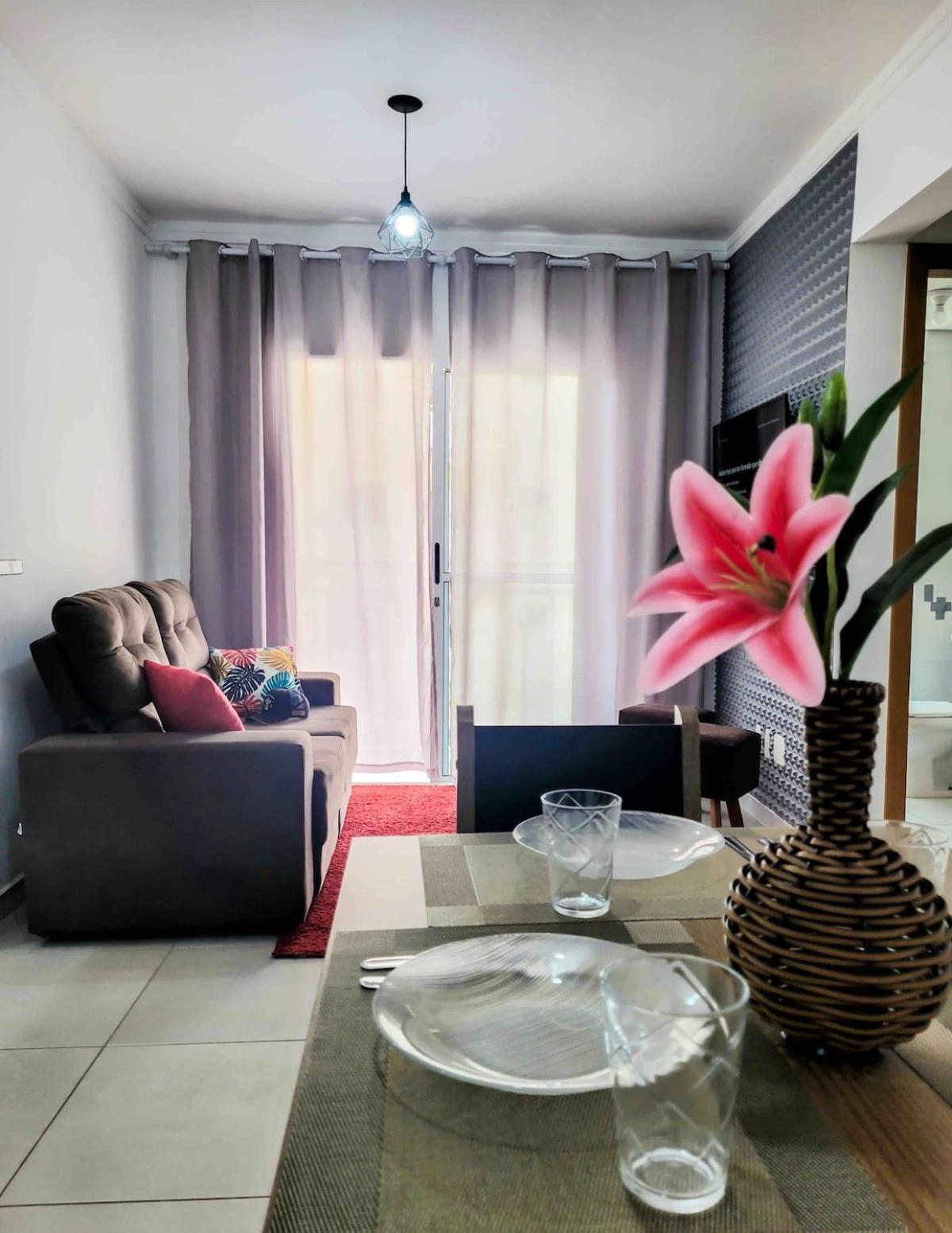 Bem No Centro, Cozinha Completa, Varanda E Garagem Poços de Caldas Extérieur photo